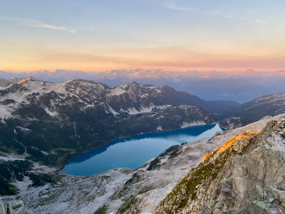 Pinecone Lake Peaks (Gillespie, Seed, Pinecone)